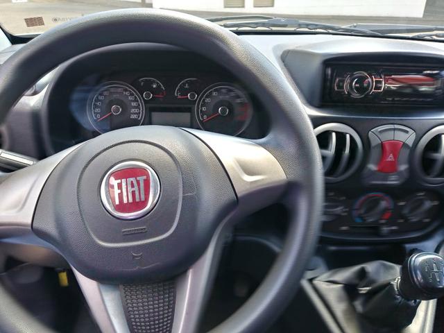 DOBLO ESSENCE 1.8 FLEX ANO 2017 7 Lugares COMPLETO - Foto 5