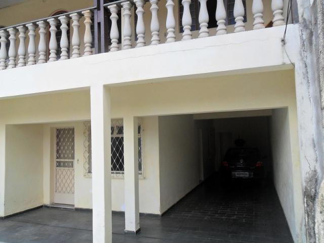 Três casas no mesmo lote