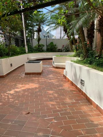 Apto Guaruja perto praia Enseada - Foto 18
