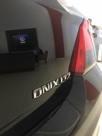Onix LTZ 1.4 14/15 - Foto 3