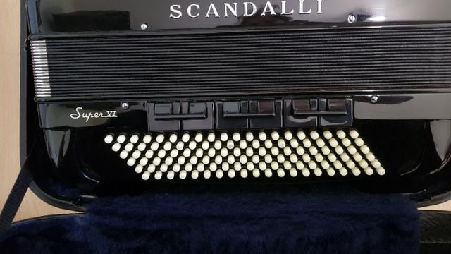 Gaita acordeon Scandalli S6 120 baixos italiana - Foto 4