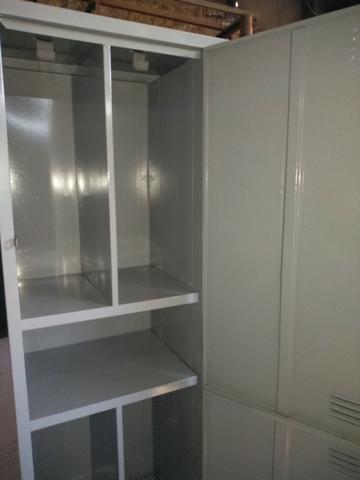 Roupeiro de Aço 4 portas insalubre NR-24, Todos os tamanhos, Atacado e Varejo - Foto 5