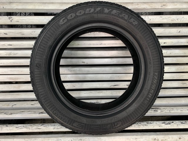 Pneus 175/65/15 Goodyear R$839,00 (Usados) / Jogo de Pneus 175 65 15  - Foto 5