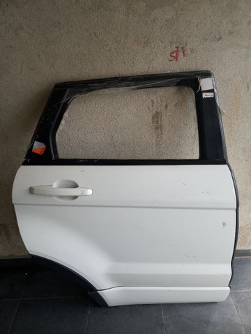 Porta traseira direita land Rover evoque 