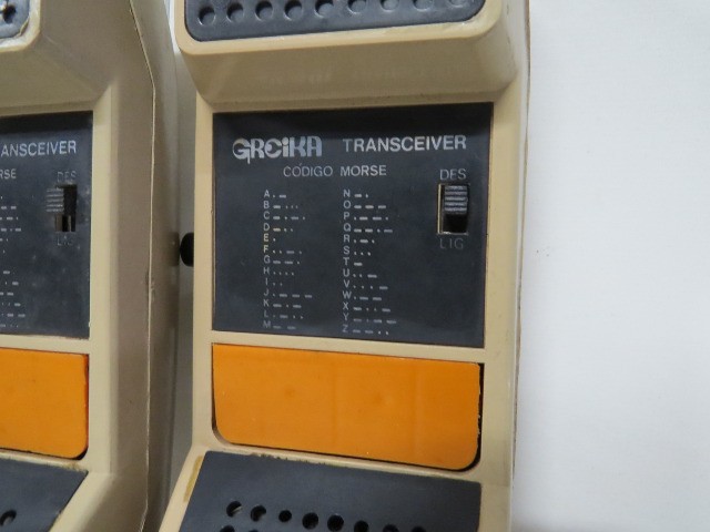 par de radios comunicadores antigos - Foto 6