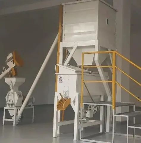 Maquinas e equipamentos(Misturadores Moinhos e outros) para fabricação de Ração animal  - Foto 6