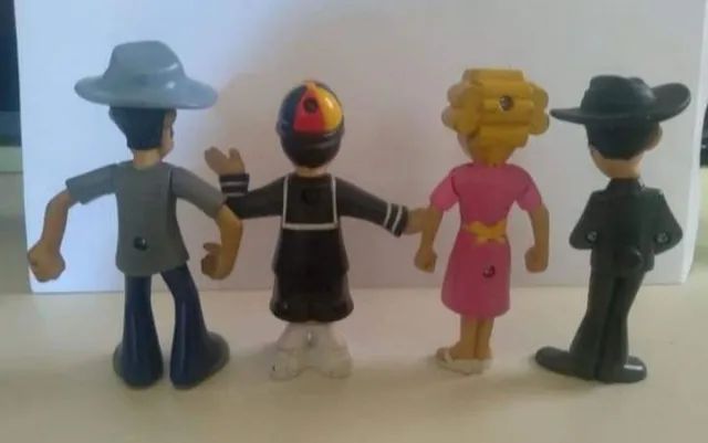 Alguns Bonecos da Turma do CHAVES Confira! - Foto 2