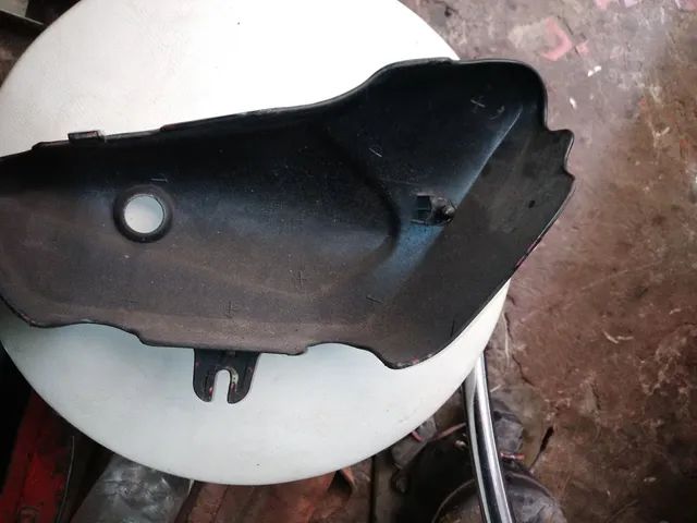 Tampa carenagem direita da Mirage 250 