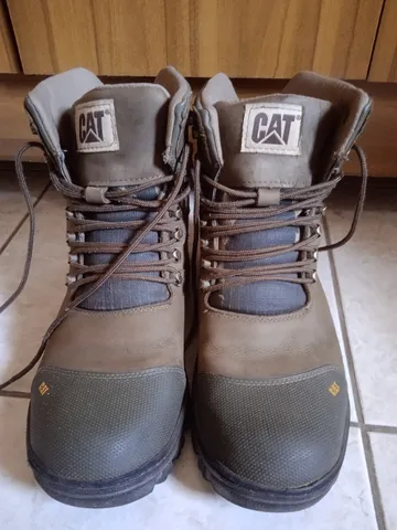 Bota Feminina CAT 250 - Comprar em Fortal Botas