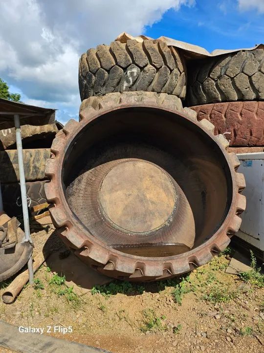 Bebedouro de pneu com capacidade até 3000litrps de água. - Foto 4