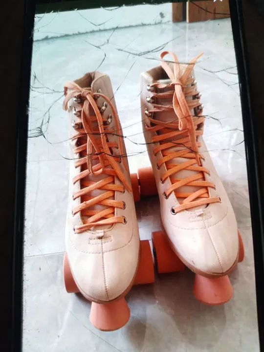 Patins oxer 4 rodas numero 39 troco em celular zap *