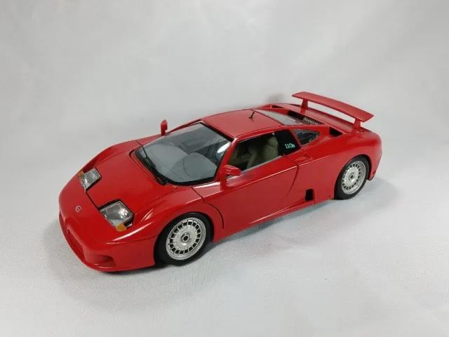 Miniatura Bugatti Eb 110 1991 Bburago 1/18 