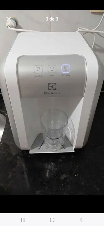Bebedouro Electrolux com água natural, fria e gelada - Foto 3