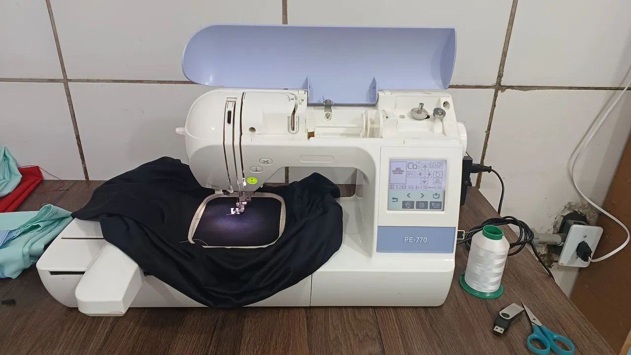 Máquina de Bordado 
