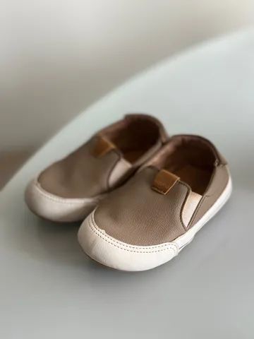 Sapato para bebê  bege e branco  - Foto 2