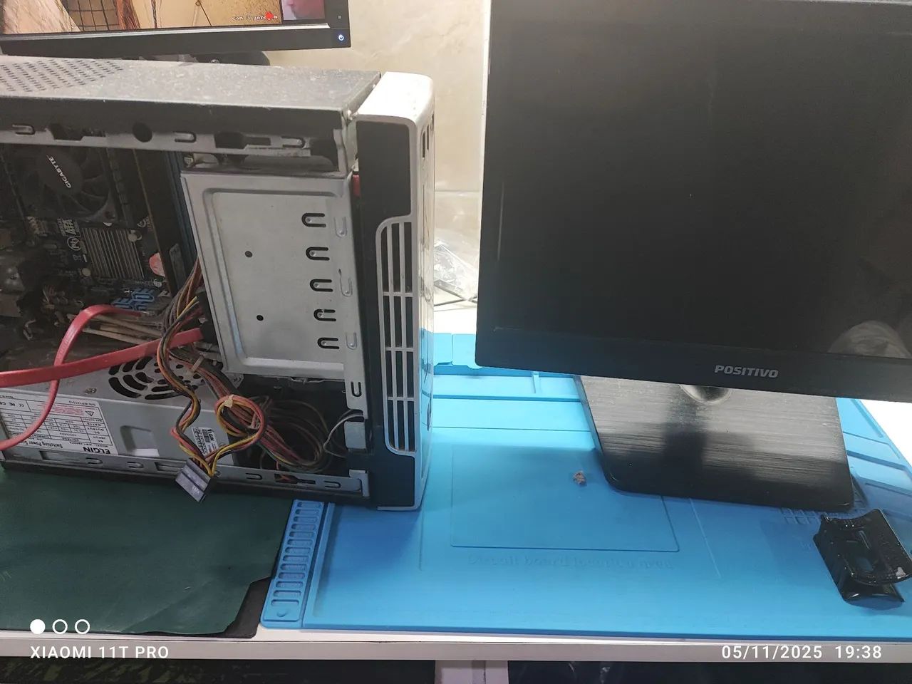 PC completo por 300 reais com teclado e mause 