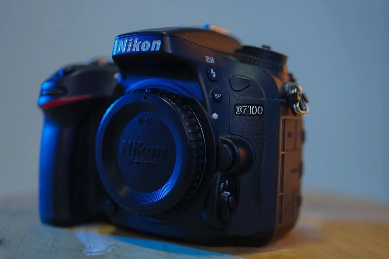 Câmera Nikon D7100 - Foto 2