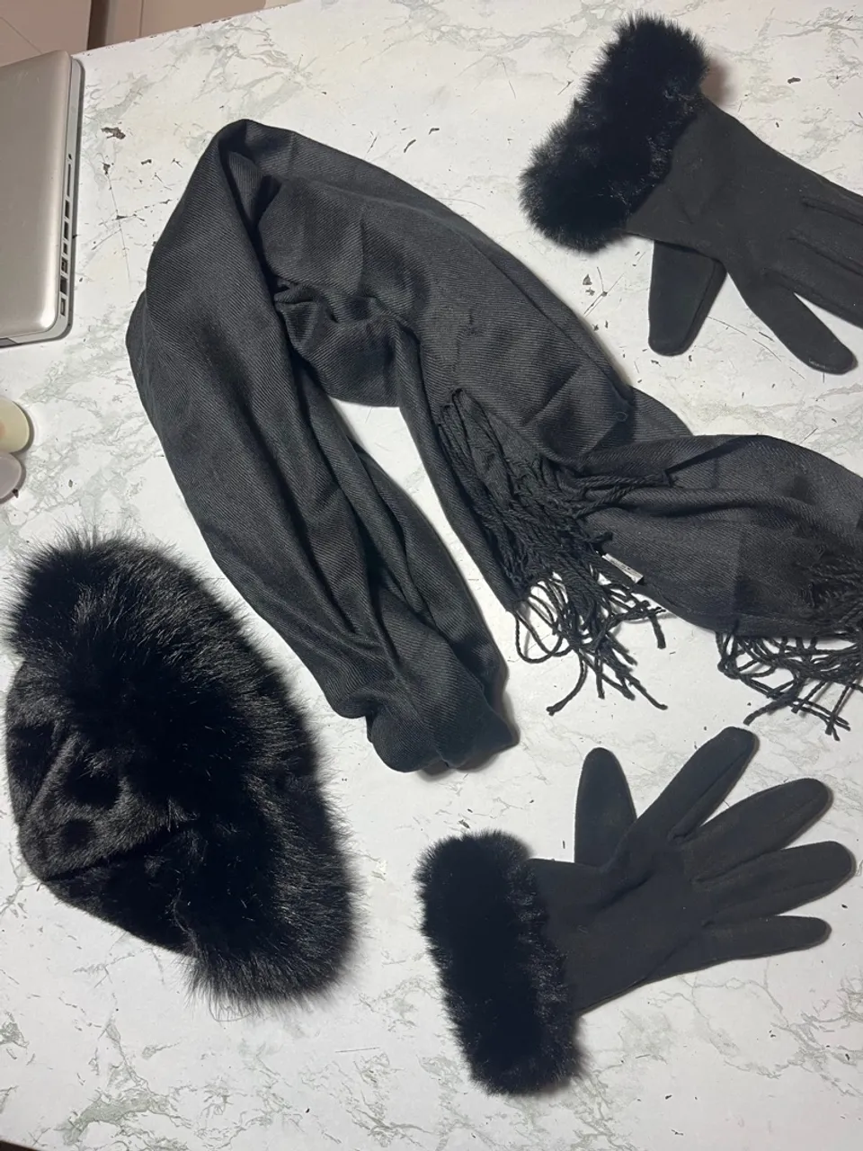 Conjunto de inverno: Touca, luvas e cachecol