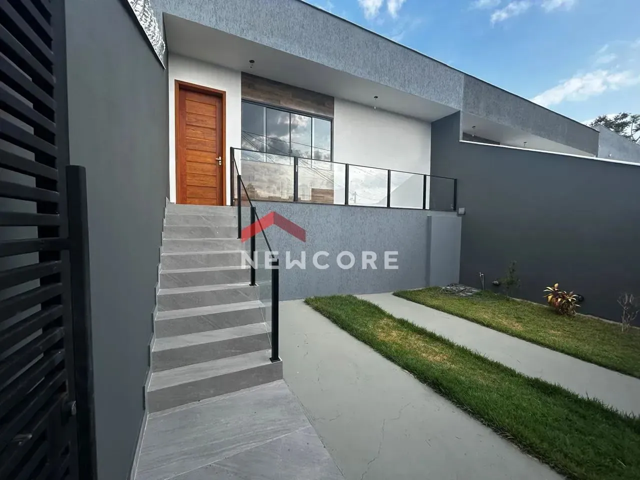 Casa em Rua Três - Santa Maria - Vespasiano/MG