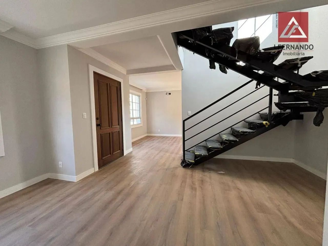 Sobrado com 2 suítes à venda, 136 m² por R$ 550.000 - Garcia - Blumenau/SC - Foto 2