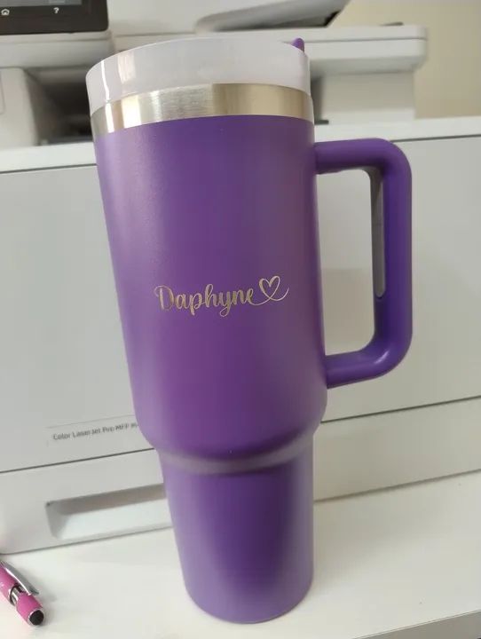 Garrafa Térmica e Canecas Personalizadas - gravação laser - Foto 5