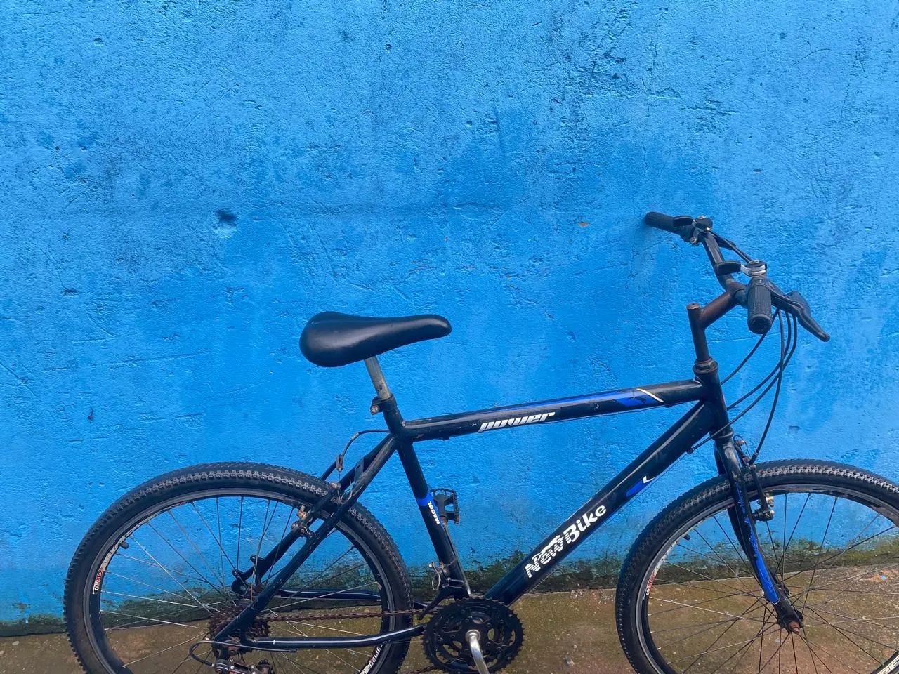 Bicicleta Mountain Bike