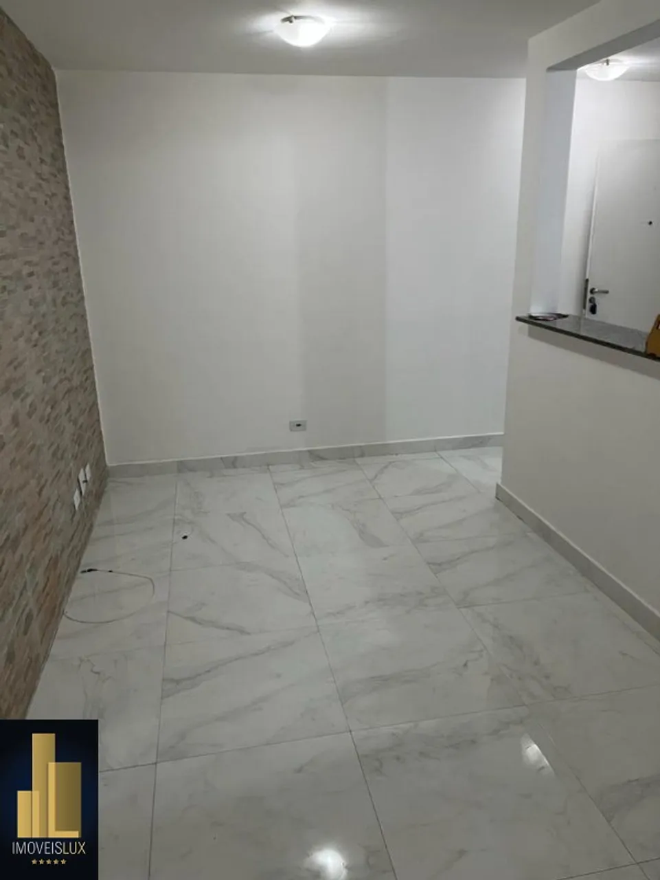Aluguel de Apartamento de 2 Quartos no Morumbi, São Paulo-SP: 3 Salas, 1 Banheiro, 1 Vaga