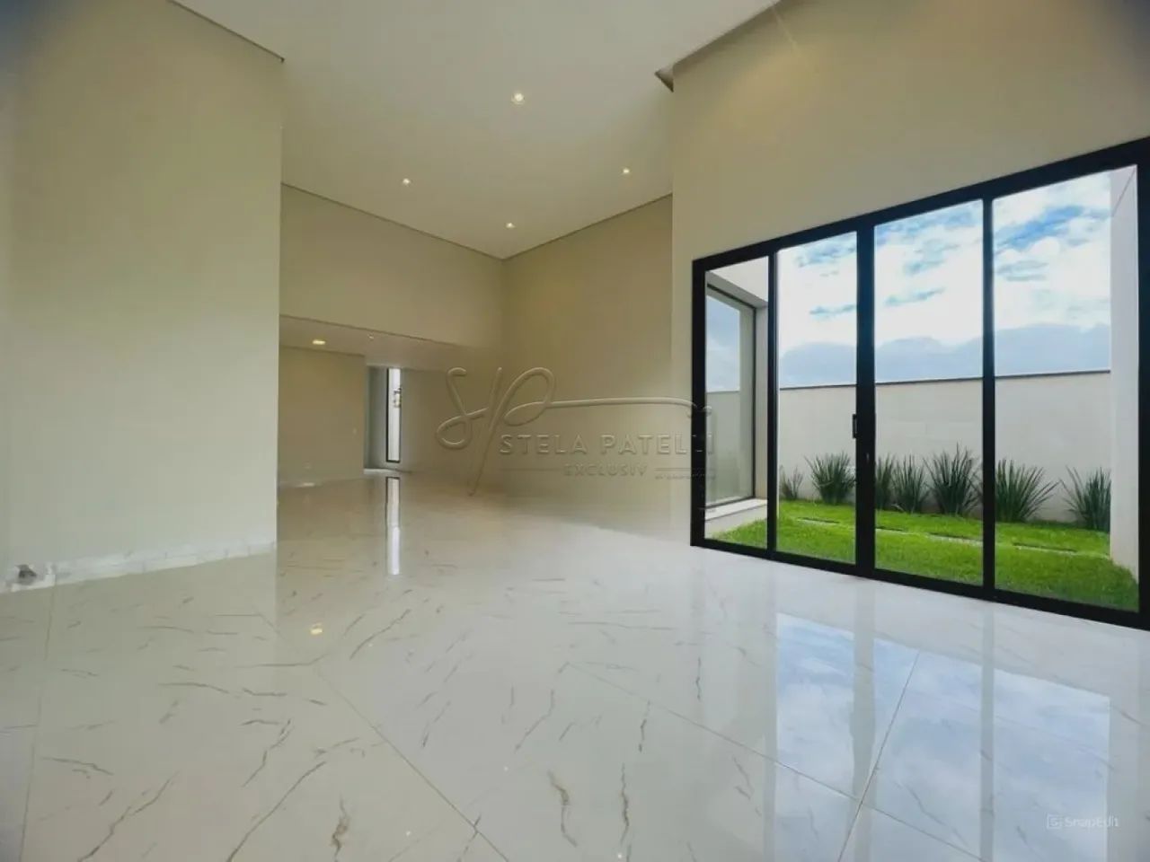 Casa de 274m² com 03 suítes para locação e venda em condomínio - Alphaville - Foto 5