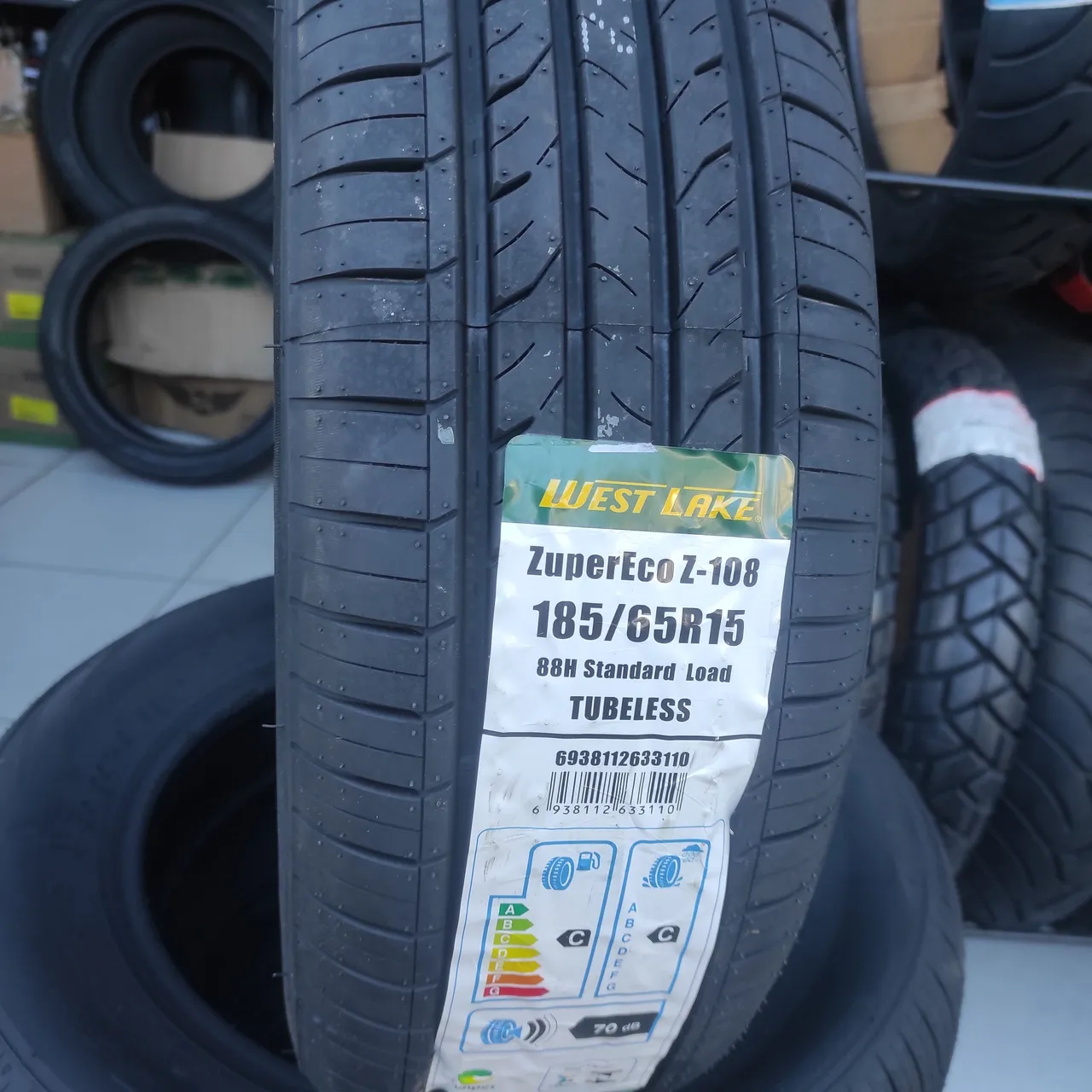 Pneu West 185/65R15 330 a vista