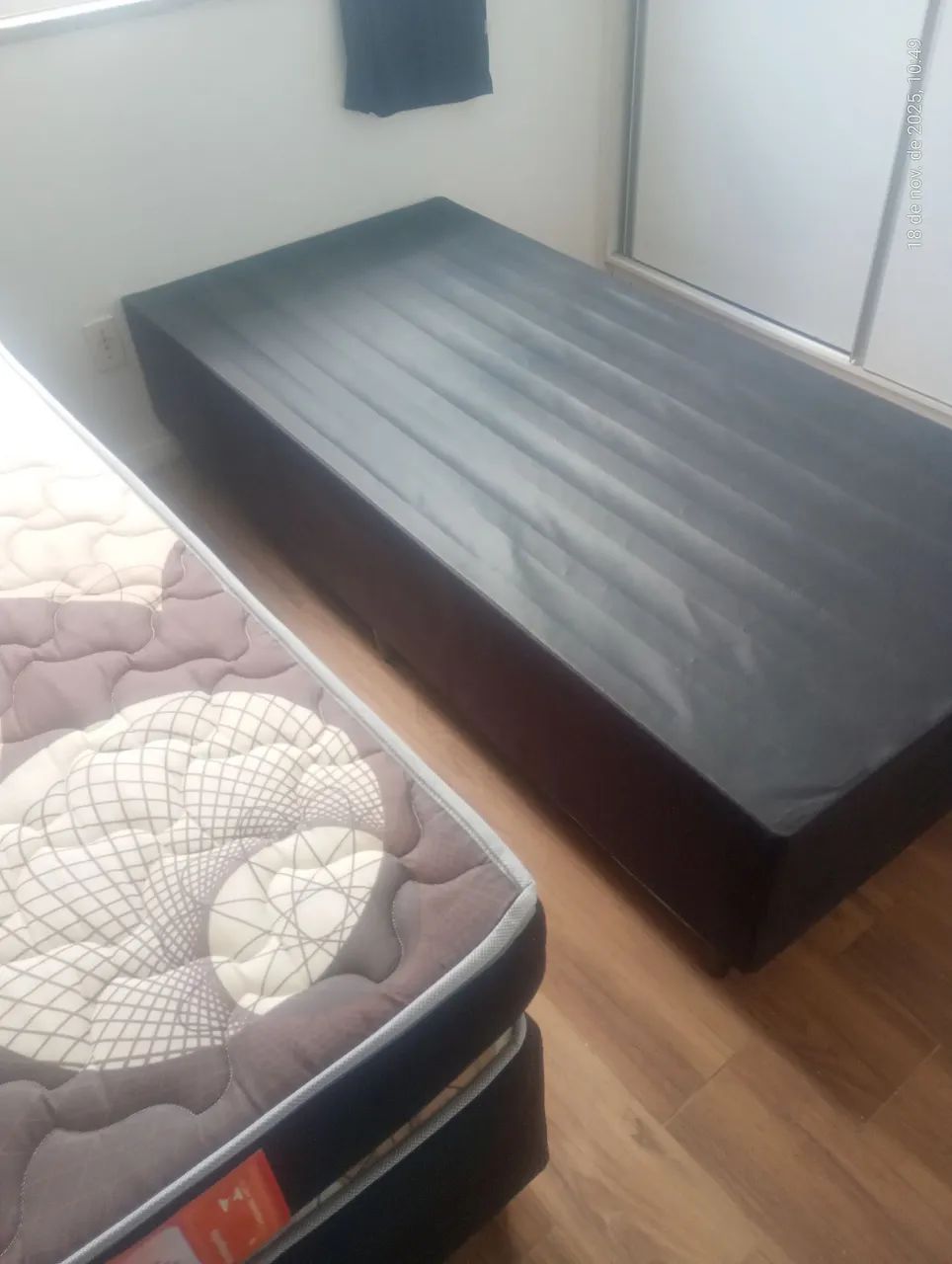 Cama box solteiro + travesseiro  - Foto 2