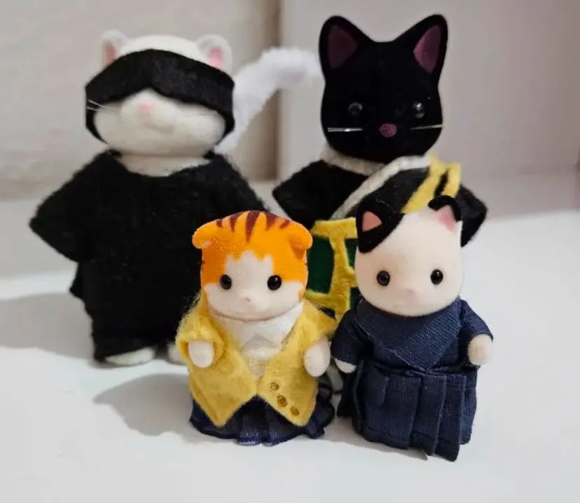 Roupinhas Jujutsu Kaisen Sylvanian Families - Foto 3