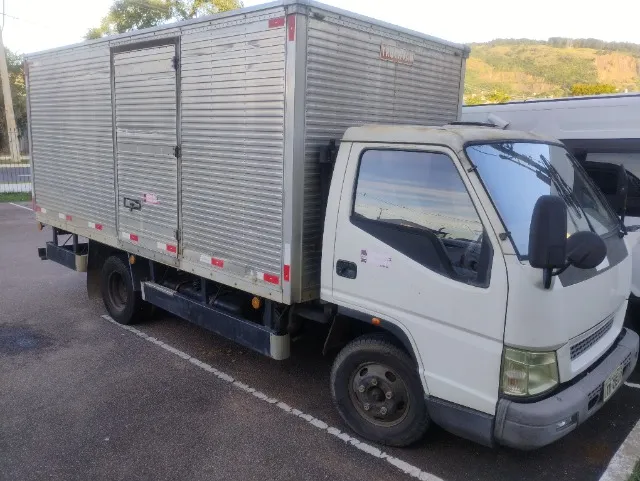 Caminhão Turbo JMC N900 para 4 toneladas de carga Único Dono
