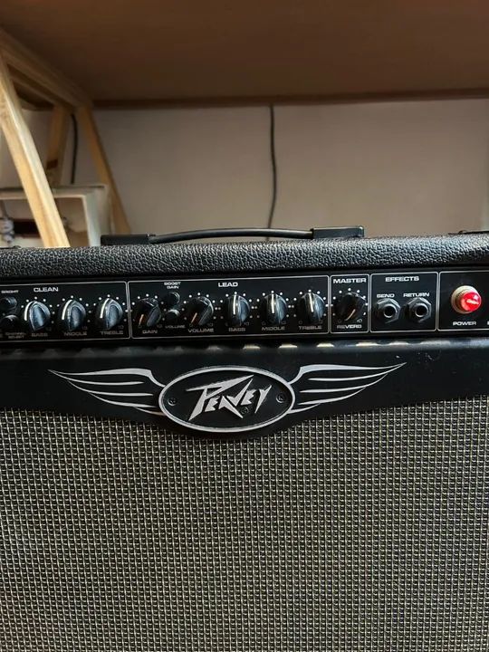 Amplificador  Peavey Valve King VK112 50W Cubo - uso doméstico e único dono - Foto 6