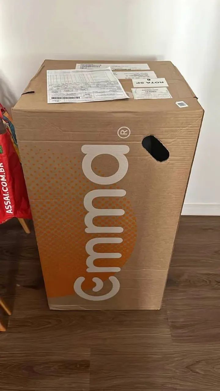 Colchão Emma Premium Hybrid QUEEN + capa - Novo na caixa - Esse é o top!