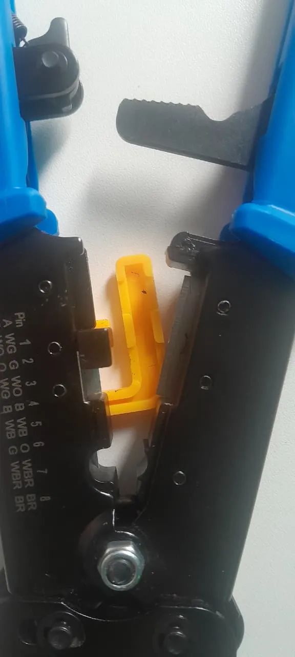 Crimpador Ethernet + Conector e Emenda