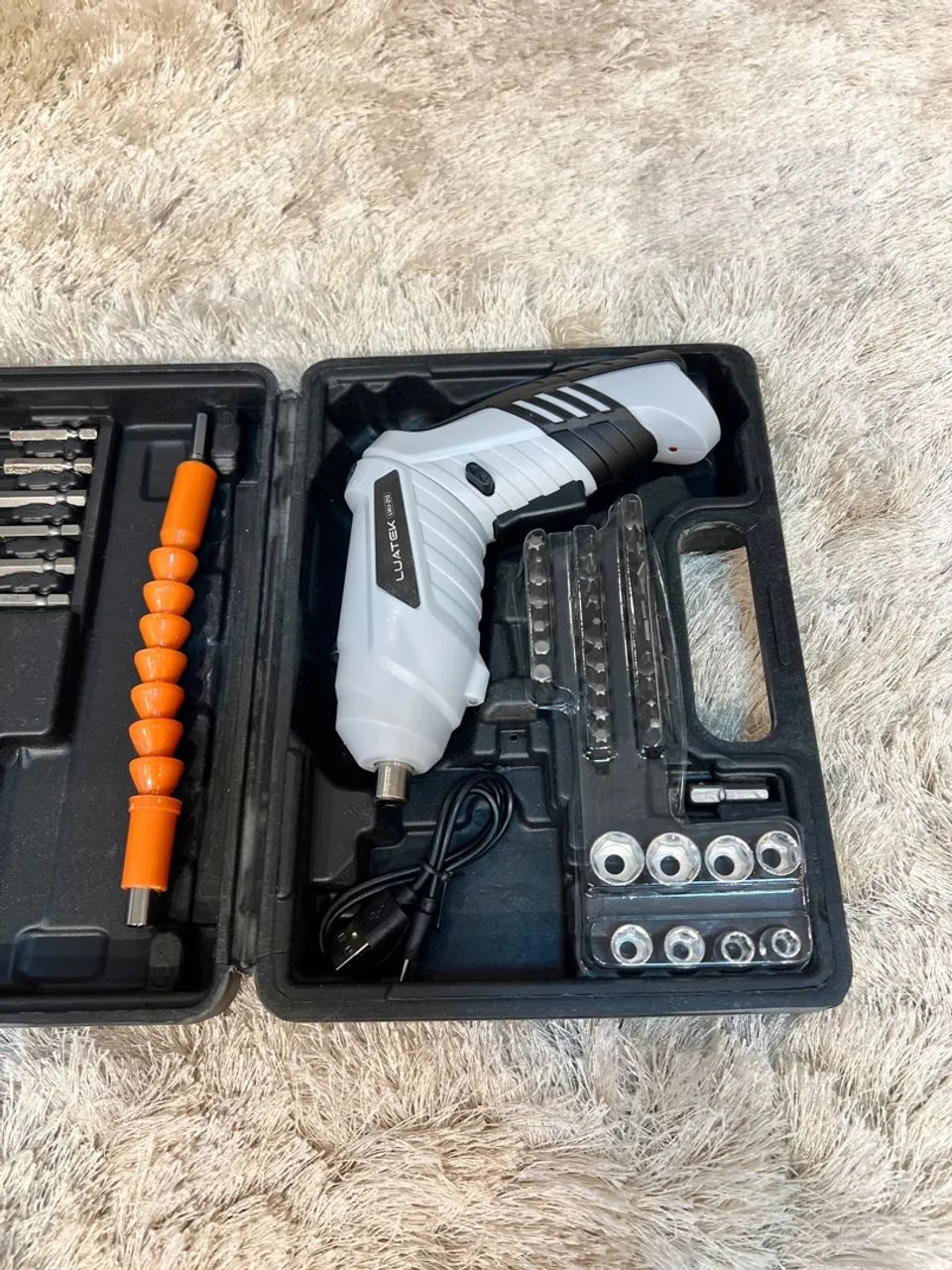 Mini Parafusadeira Luatek - Kit com 47 Peças - Foto 3