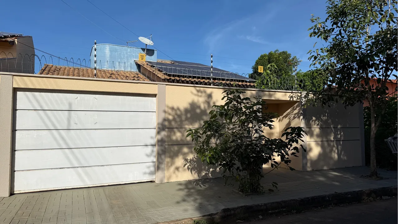 Alugo Casa 3 quartos na 605 Sul