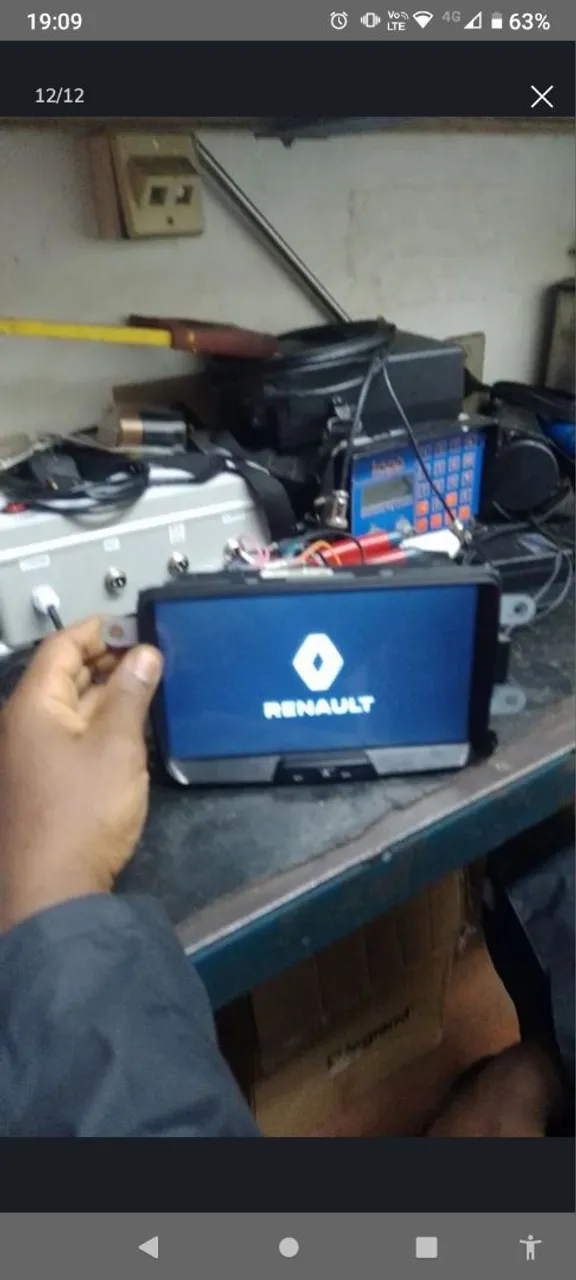 Central Multimídia Renault NavPro lcd 8"