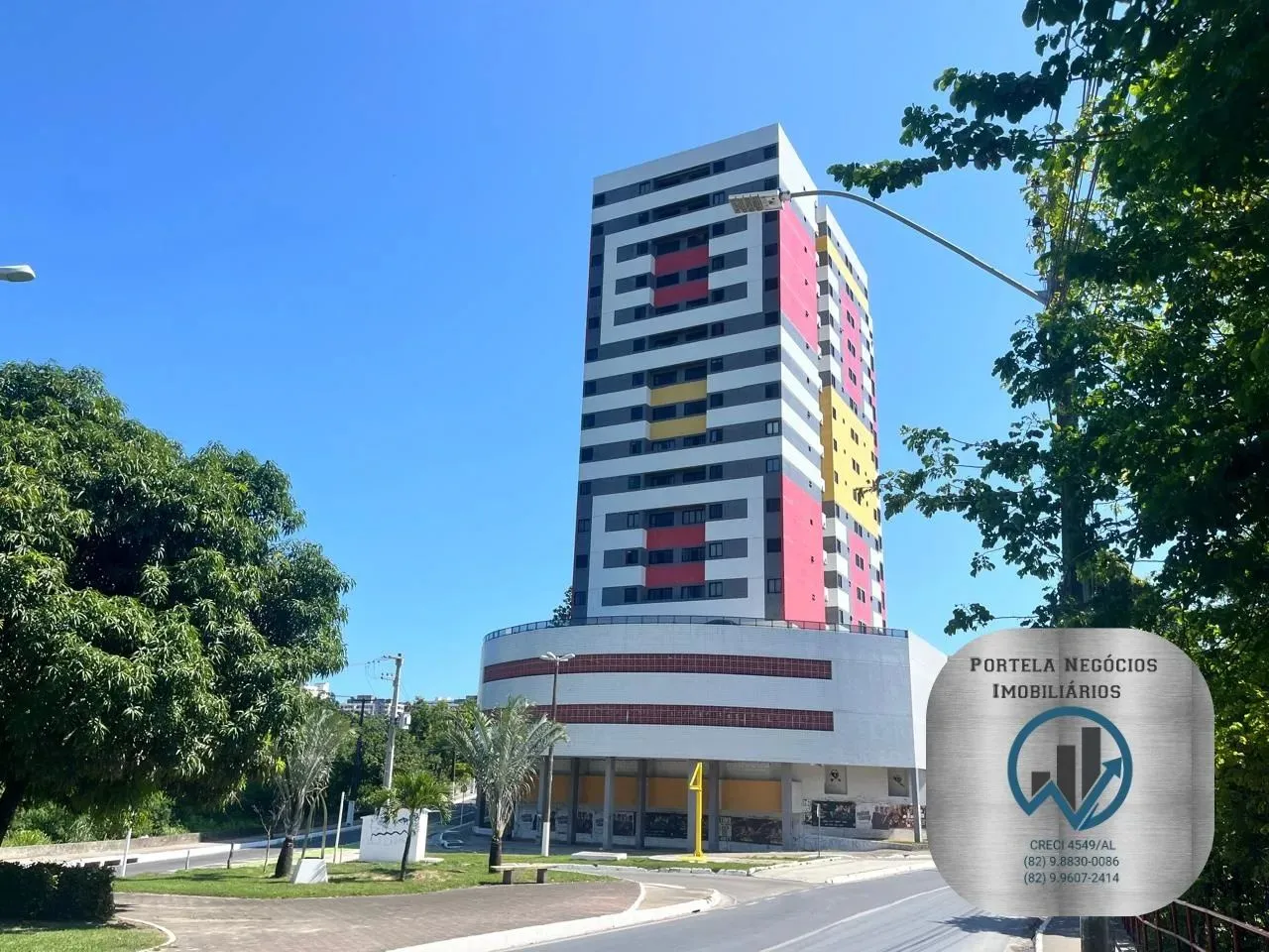 Apto na Gruta de Lourdes, 3/4, suíte, wc serviço, 2 vagas, 78m²
