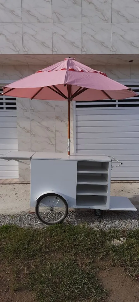 Carrinho de Lanche com Guarda-Sol Rosa
