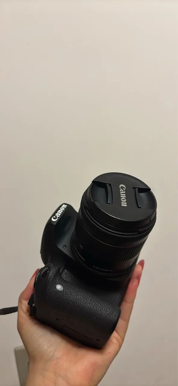 Canon Rebel T7i (800D) - EOS 2 lentes + tripé + case  - Foto 6