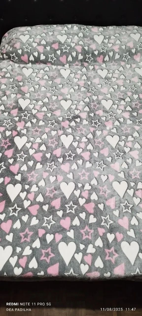 Coberdrom Sherpa Aveludado de Casal com Estampas de Corações e Estrelas