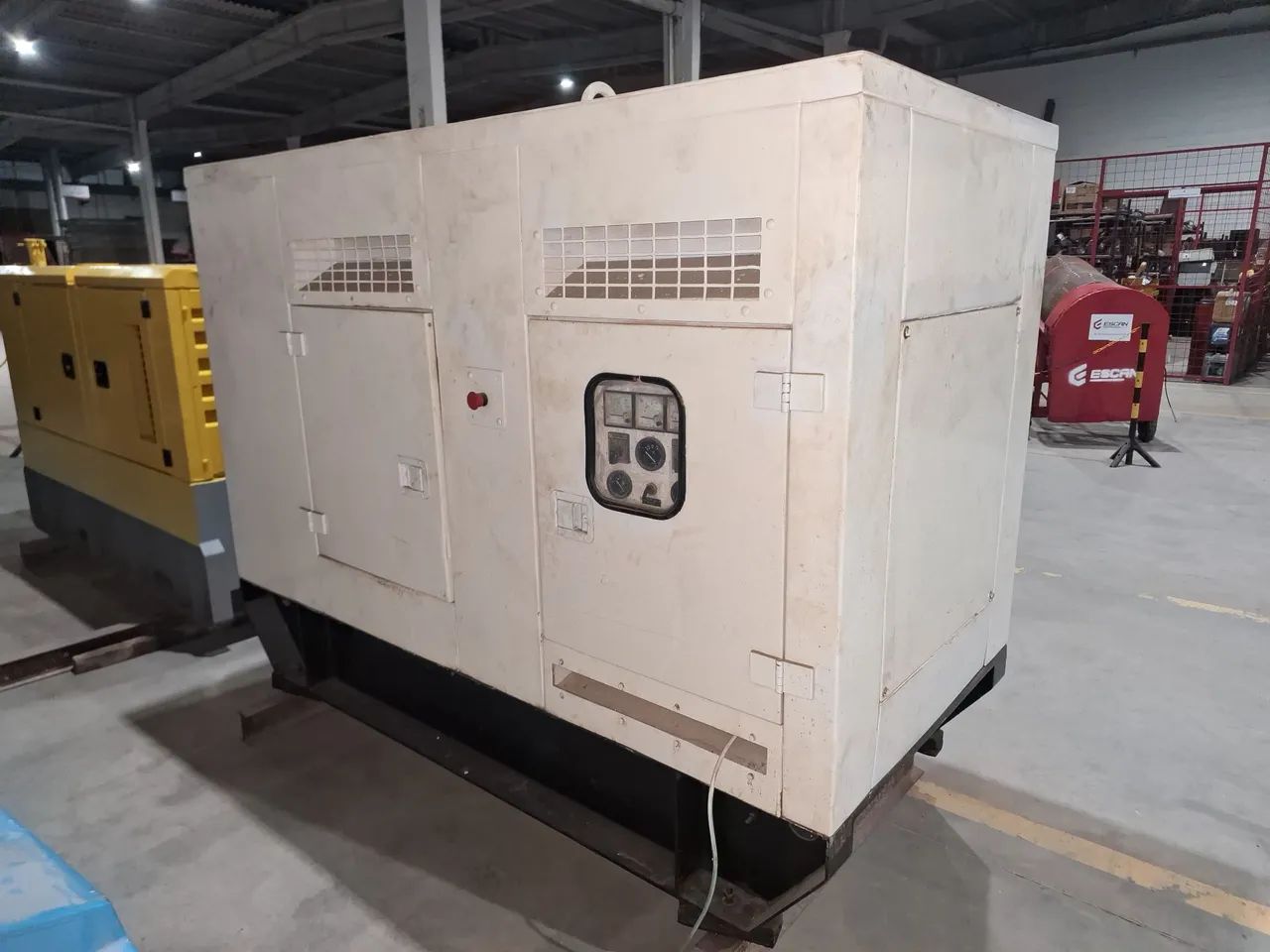 Geradormwm 55kva manual 2013 stemac já revisado.