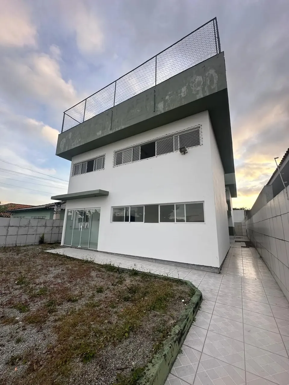 J- Vendo Escola ou ponto comercial com 558 metros no Passa Vinte Palhoça/Sc