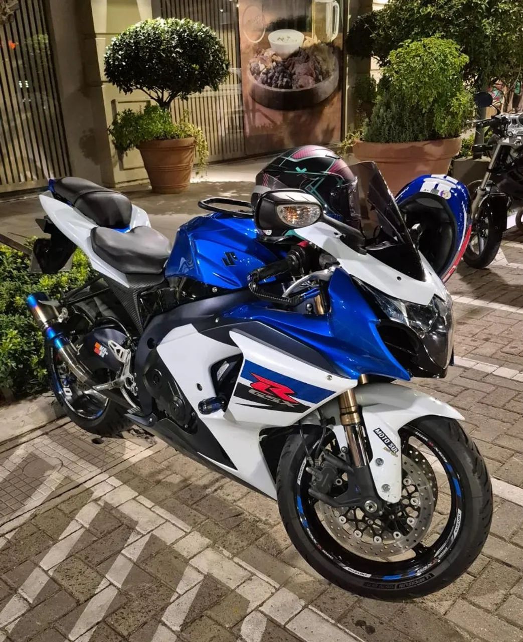 SUZUKI GSX-R 1000 (SRAD) 2013 - Foto 2