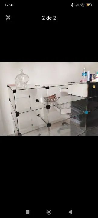 Conjunto de prateleiras de vidro e móvel preto - Foto 2
