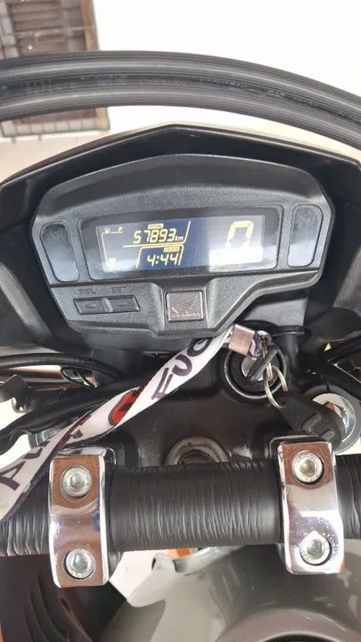 Vendo Bros extra nova de garagem, 2025 tudo pago só no ponto de transferência! - Foto 3