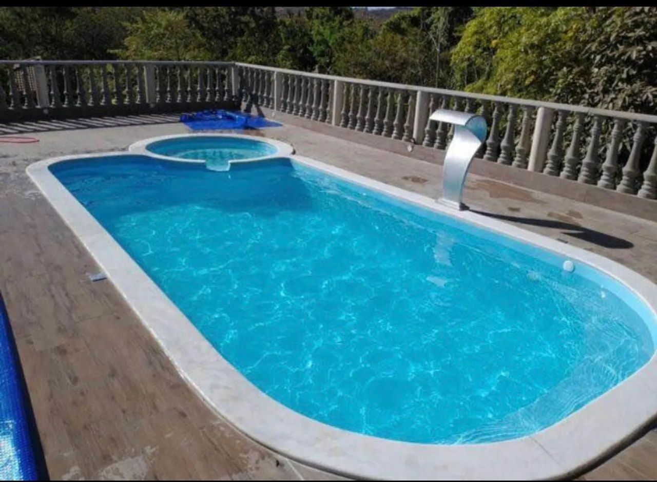 Piscina Zeus completa 