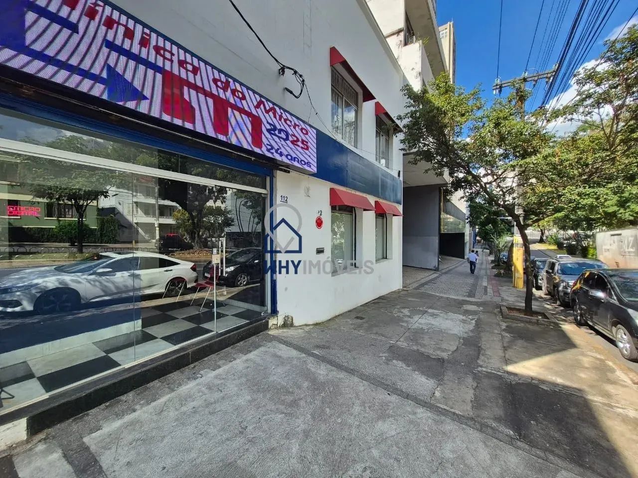 Casa Comercial na Avenida Getúlio Vargas