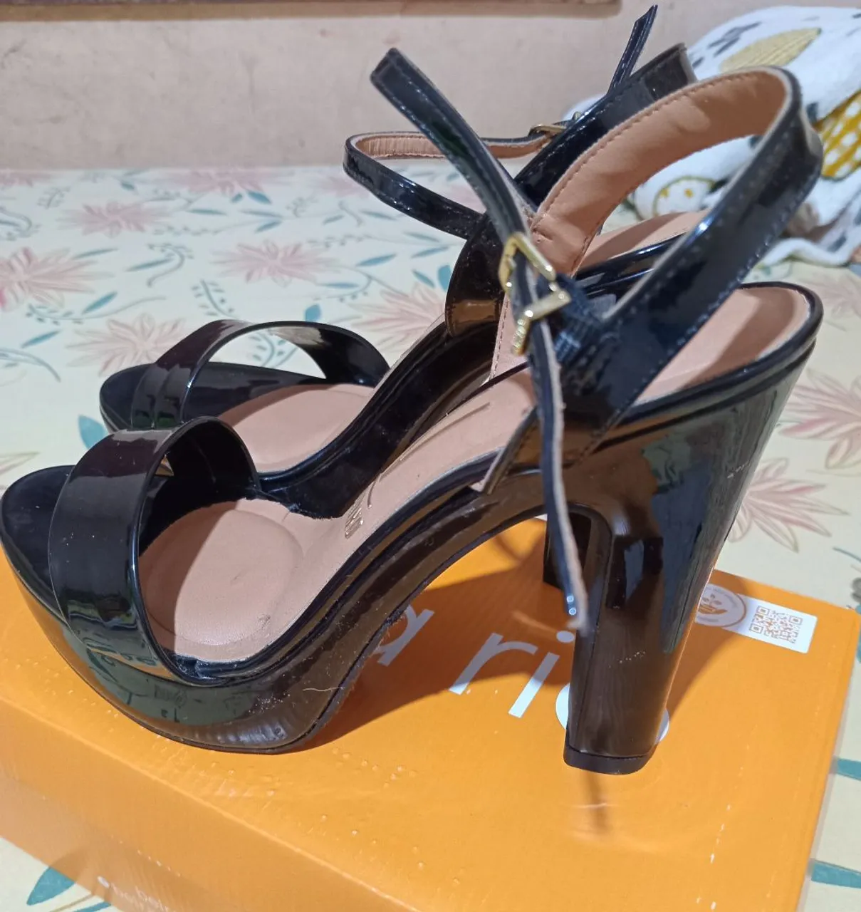 Sandália Salto Alto Preta - Elegância em seus pés!